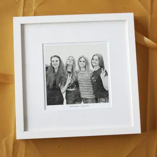 Best Friends Portrait Gift BW White Frame Best Friends Portrait Gift BW White Frame