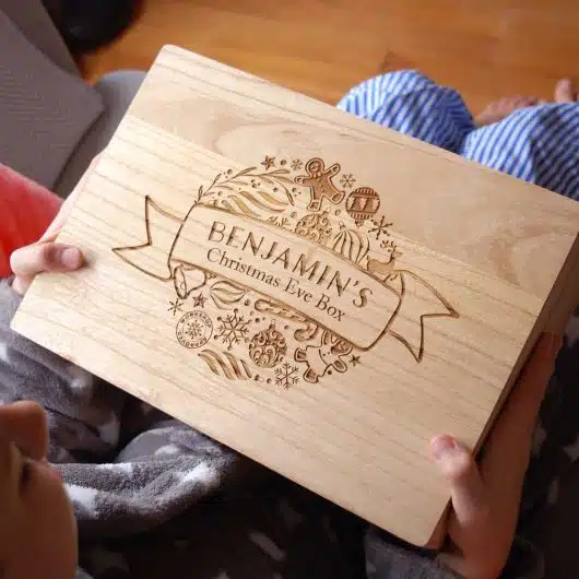 Christmas-Eve-Wreath-Box